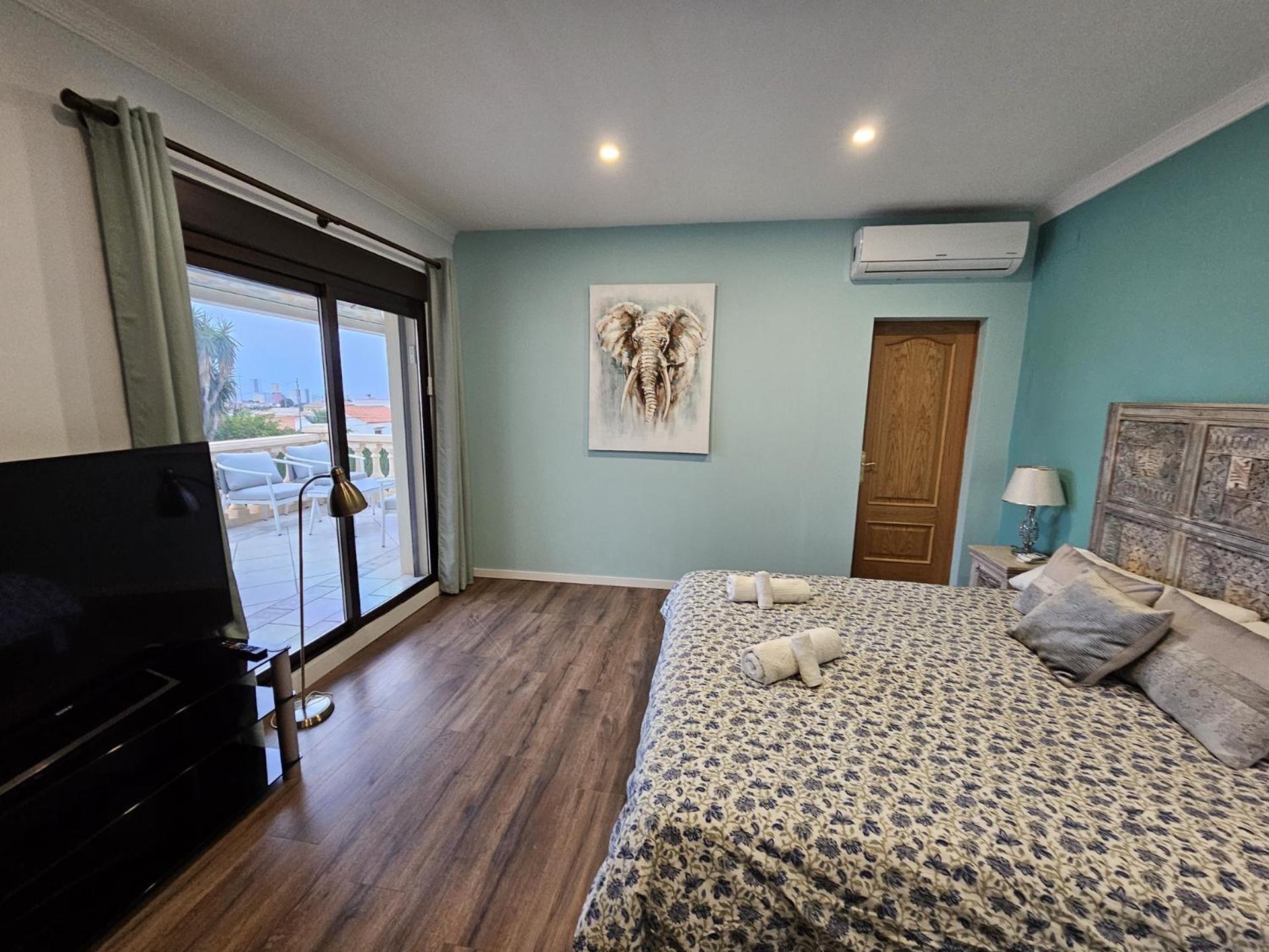 Luxury Villa - Pool, Hot Tub, Aircon, Tvs, Home Cinema, Office, Gbit Internet, Sports Equipment Calpe Eksteriør bilde